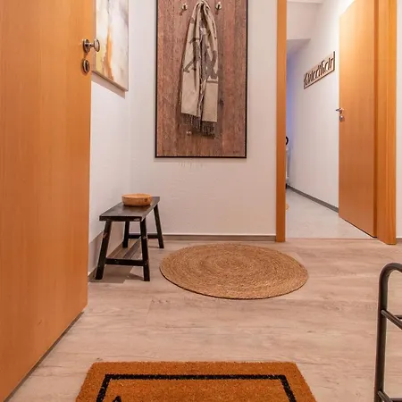 Altstadtflair I Zentrum I Schlossnaehe * Шварценберг