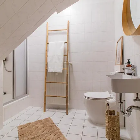 Altstadtflair I Modern I Top-lage I Schlossnaehe I Perfekt Fuer Paare *